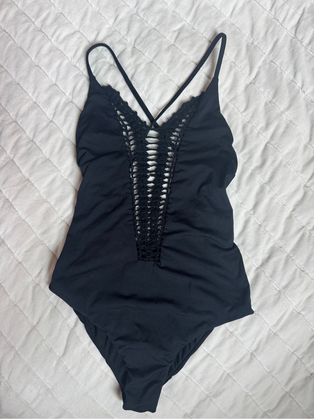 Billabong one piece crocheted front really good condition size small